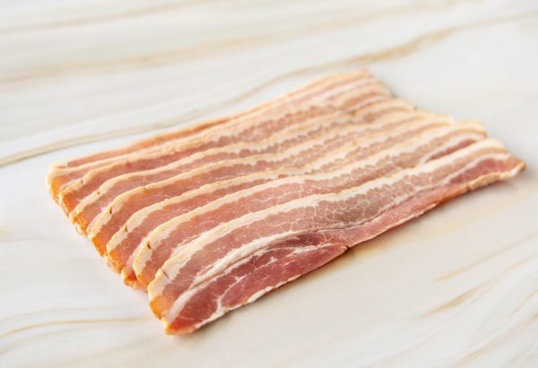 Dry Cured Smoked Streaky Bacon 220g